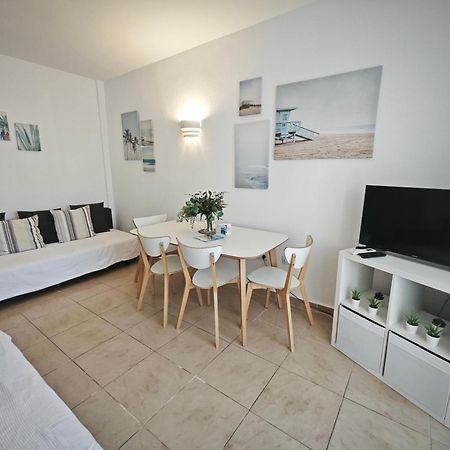 El Estudio De La Playa Benalbeach Vistas Al Mar Бенальмадена Экстерьер фото