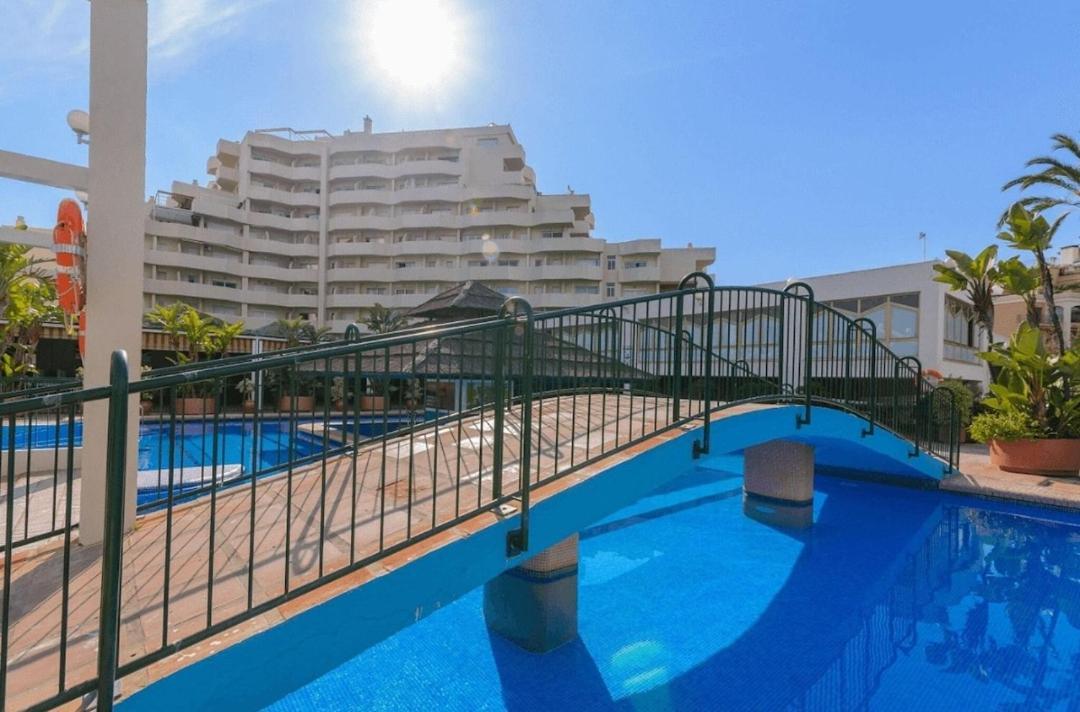El Estudio De La Playa Benalbeach Vistas Al Mar Бенальмадена Экстерьер фото