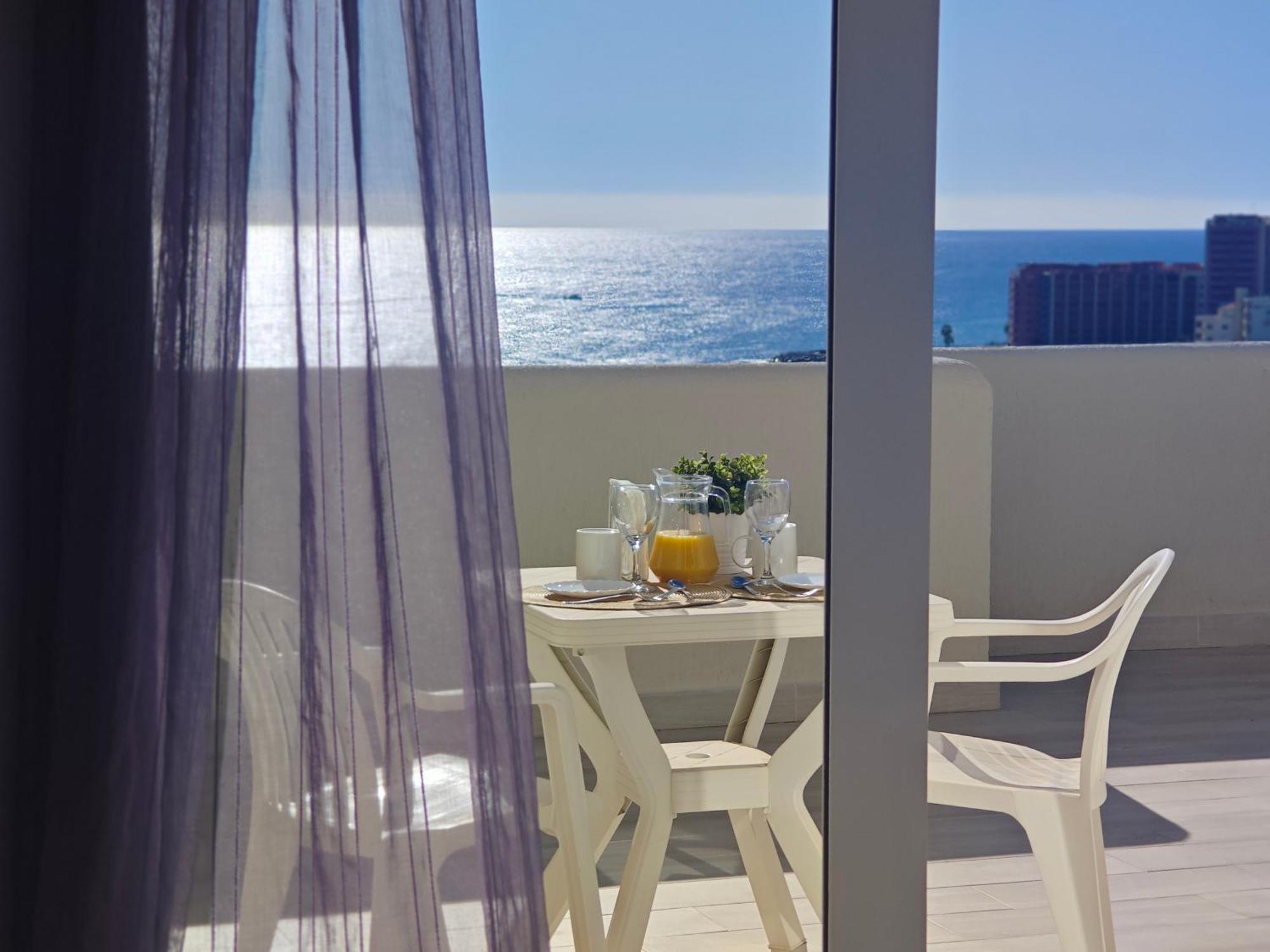 El Estudio De La Playa Benalbeach Vistas Al Mar Бенальмадена Экстерьер фото